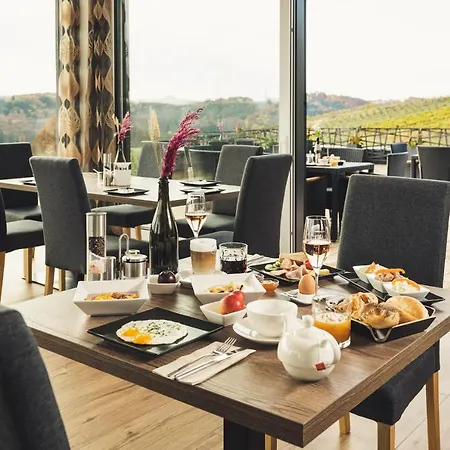 Meister * Riegersburg